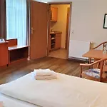 R&r 巴贝