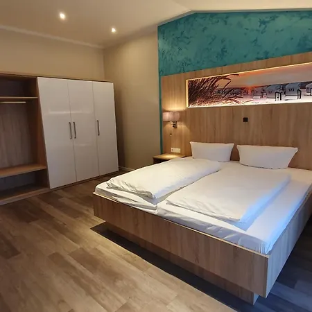 R&r Hotel
