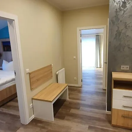 R&r Hotel